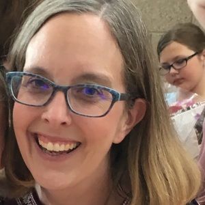 Meet your Posher, Amy